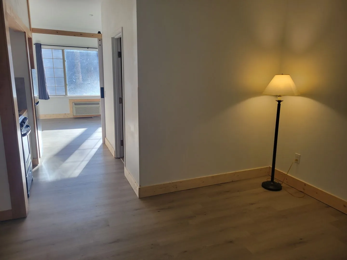 One Bedroom Apartment - One bed, all the benefits. All Utilities & Internet included.