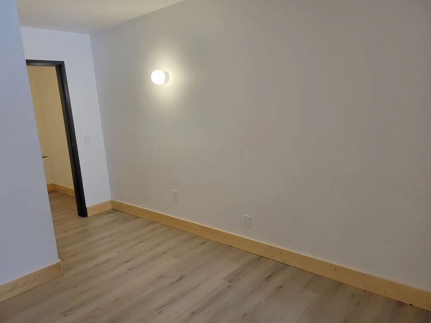 One Bedroom Apartment with Washer & Dryer - Steamboat living, Simplified! All Utilities & Internet Included.  - Photo 4