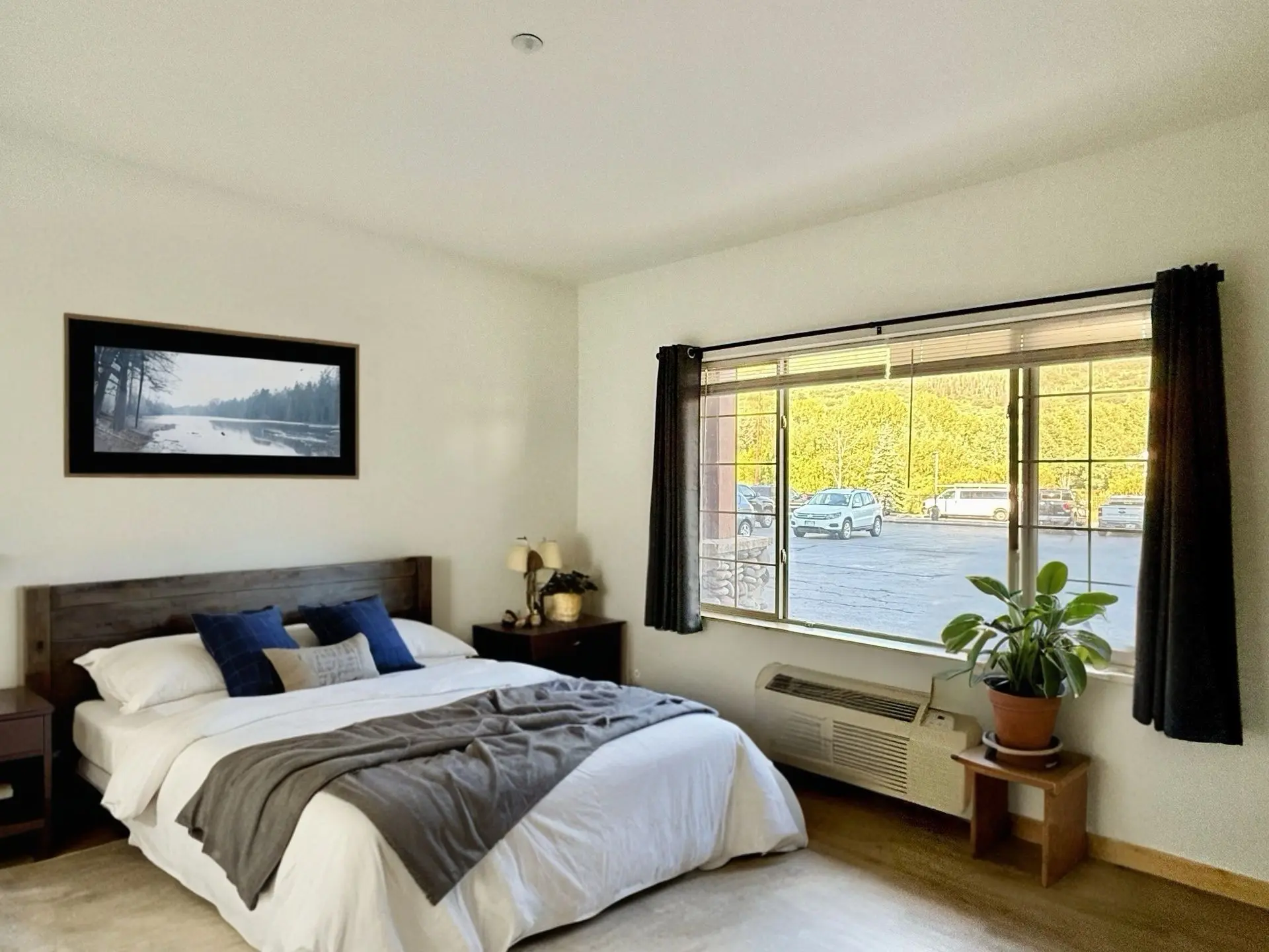 Studio bedroom layout
