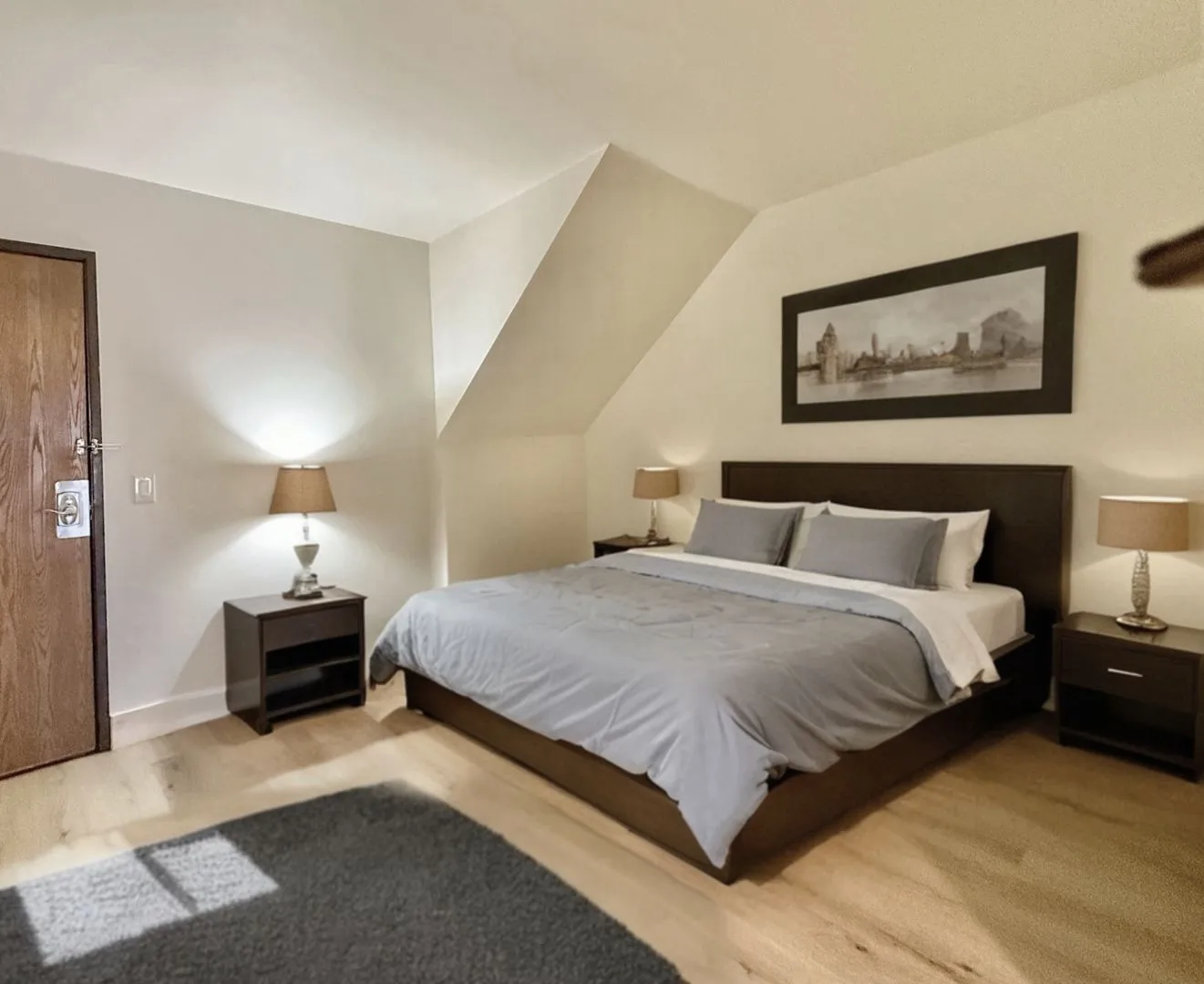 One Bedroom Apartment - One bed, all the benefits. All Utilities & Internet included. - Photo 4