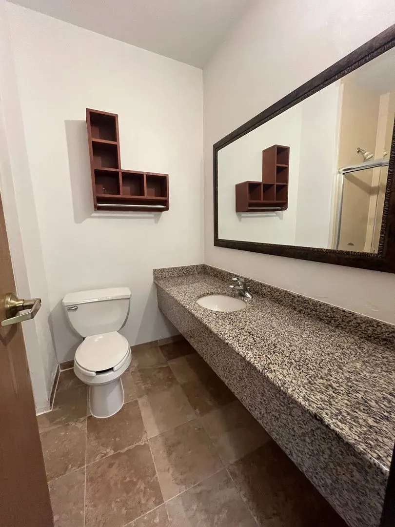 Open 1 Bedroom Apartments - All Utilities + Internet Included - Photo 4